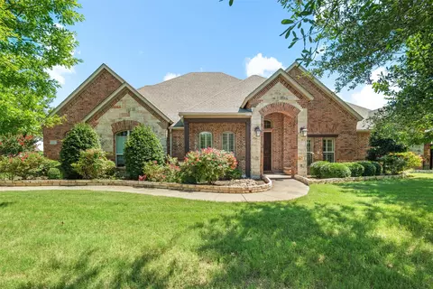 5820 Shiloh Forest Dr, Midlothian, TX 76065