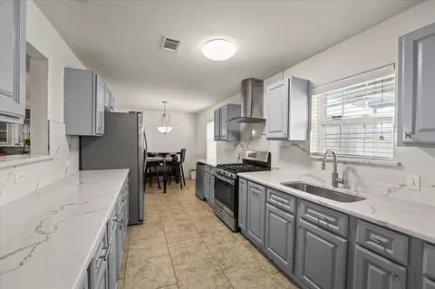 2648 Mark Dr, Mesquite, TX 75150