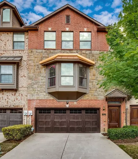 1511 Biltmore Ln, Irving, TX 75063