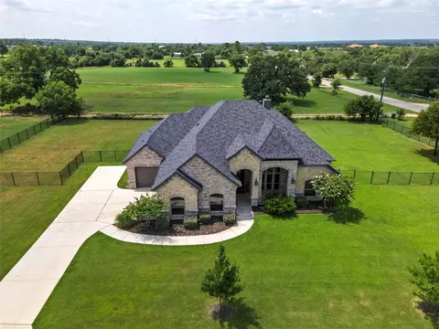 1407 Isabella Ct, Aurora, TX 76078