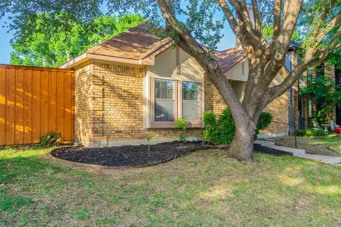 2203 Greenview Dr, Carrollton, TX 75010