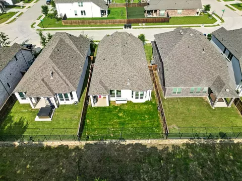 View/Area - 2109 Perth Dr, Celina, TX 75009 photo 2 of 4