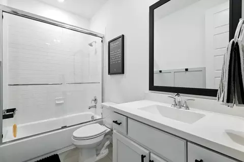 Bath - 2109 Perth Dr, Celina, TX 75009 photo 3 of 4