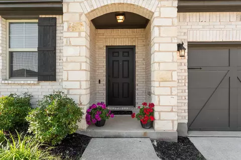 1216 Johnson Dr, Celina, TX 75009 photo 2