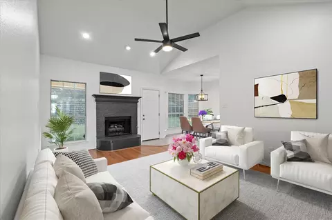 2823 Freedom Cir, Dallas, TX 75287
