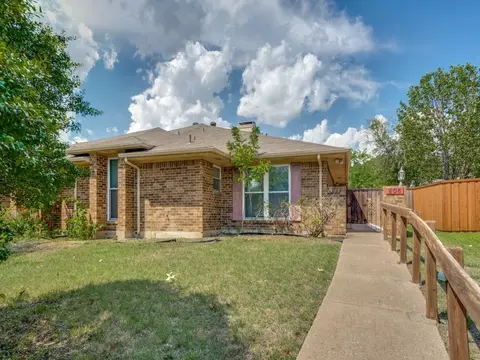 806 Saint Paul Ct, Richardson, TX 75080