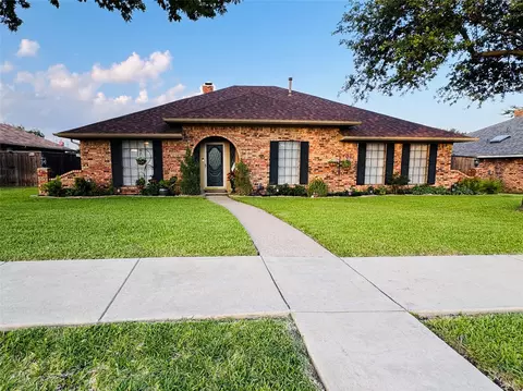 4706 Silverthorn Dr, Mesquite, TX 75150