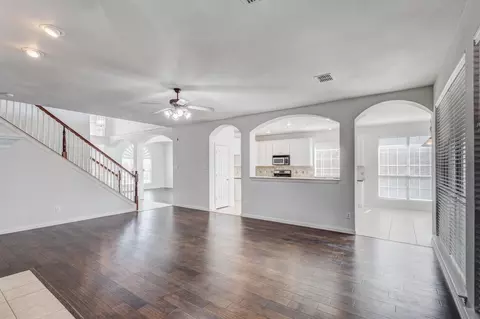 Living - 7101 Bickers Dr, Rowlett, TX 75089 photo 4 of 4