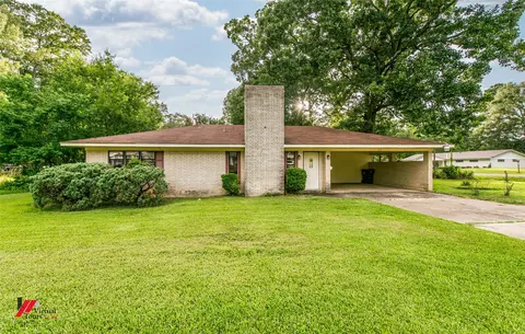 113 Sherman Dr, Springhill, LA 71075 photo 2