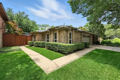 1215 Boardwalk St, Arlington, TX 76011