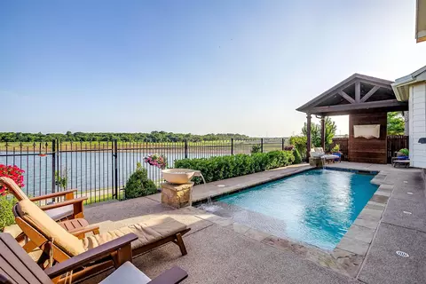8308 Sandhill Crane Dr, Fort Worth, TX 76118