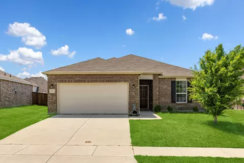 2913 Cash Pl, Aubrey, TX 76227