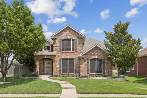 2050 Danbury Dr, Rockwall, TX 75032