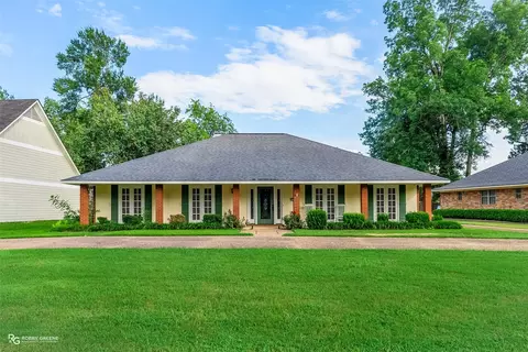 2212 Landau Ln, Bossier City, LA 71111