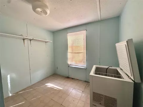 908 E Beth St, Whitney, TX 76692 photo 10