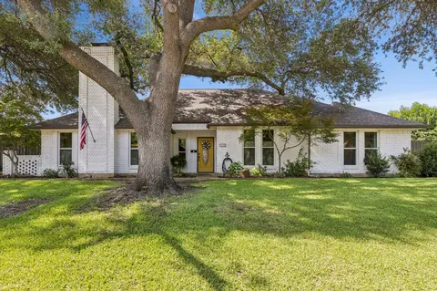 512 E Bethel School Rd, Coppell, TX 75019