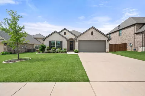 1320 Cedar Creek Ln, Crowley, TX 76036