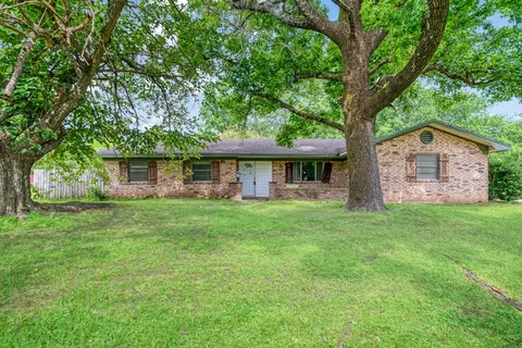 1120 Mockingbird Ln, Paris, TX 75462