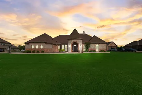 11088 Whispering Ln, Talty, TX 75126