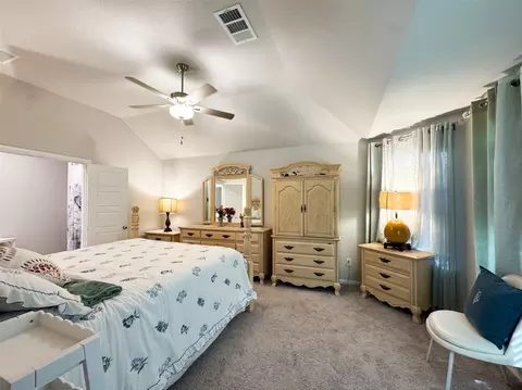 Bedroom - 1313 Lorelei Ln, Denton, TX 76210 photo 1 of 3
