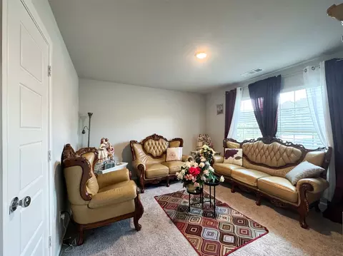 Living - 1313 Lorelei Ln, Denton, TX 76210 photo 2 of 2