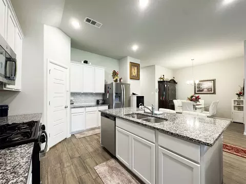 Kitchen - 1313 Lorelei Ln, Denton, TX 76210 photo 3 of 3
