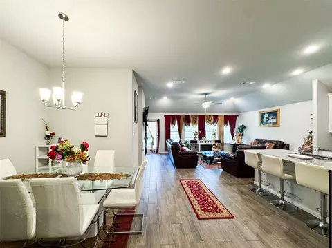 Dining - 1313 Lorelei Ln, Denton, TX 76210 photo 1 of 2