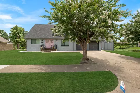 1202 Carroll Dr, Garland, TX 75041