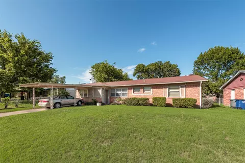 5018 Dupont Dr, Dallas, TX 75216