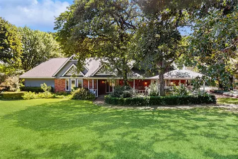 917 Hillside Dr, Copper Canyon, TX 75077