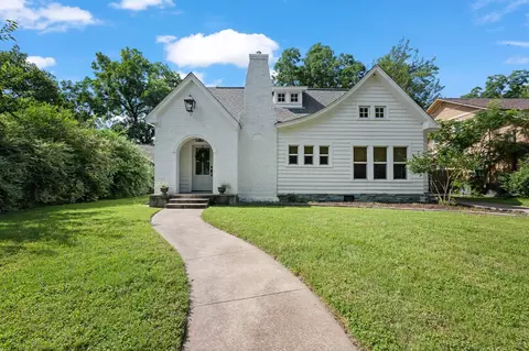 501 W 3rd St, Cleburne, TX 76033
