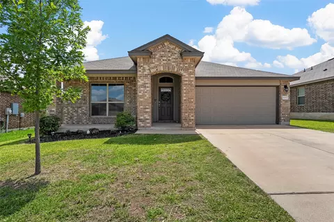 Exterior - 3217 Beutel Rd, Lorena, TX 76655 photo 2 of 8