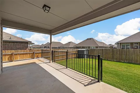 Exterior - 3217 Beutel Rd, Lorena, TX 76655 photo 5 of 8