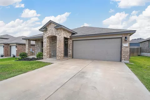Exterior - 3217 Beutel Rd, Lorena, TX 76655 photo 4 of 8