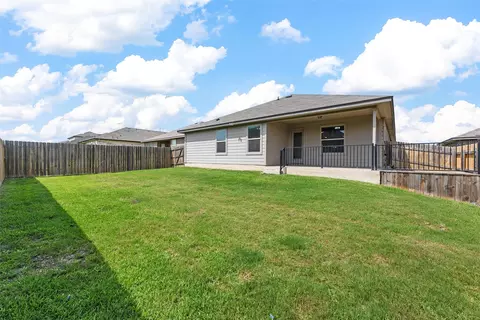 Exterior - 3217 Beutel Rd, Lorena, TX 76655 photo 7 of 8