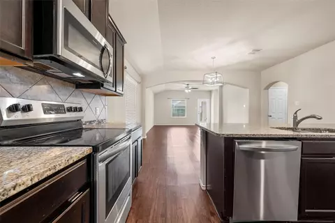 Entry Way - 3217 Beutel Rd, Lorena, TX 76655 photo 5 of 6
