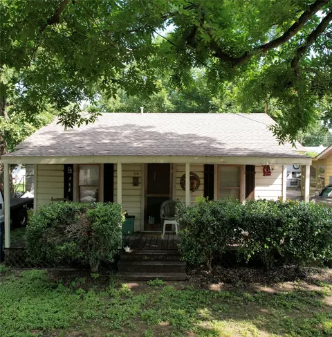 118 Woodland Ave, Corsicana, TX 75110