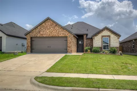 119 Lampassas Dr, Greenville, TX 75402