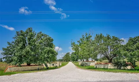3561 Neely Trl, Valley View, TX 76272