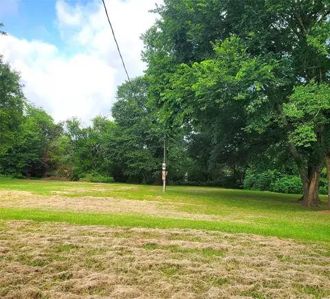 928 Dunlap St, Mount Vernon, TX 75457