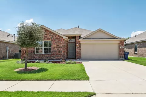 1460 Acmite Ave, Cross Roads, TX 76227