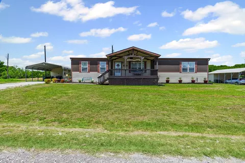 7390 Shoreline Dr, Lone Oak, TX 75453