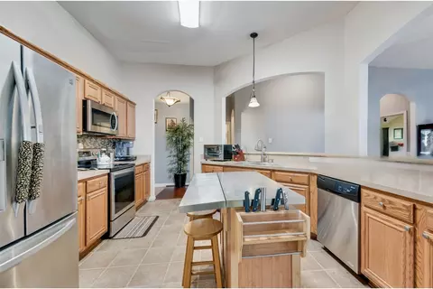 119 Lexington Dr, Terrell, TX 75160