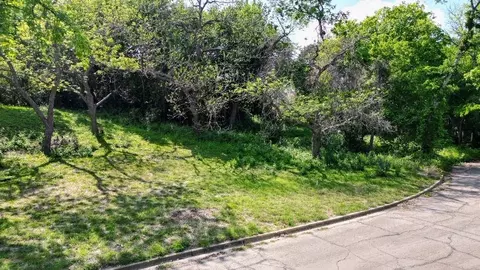 4500 Shady Glen Dr, Waco, TX 76708 photo 8