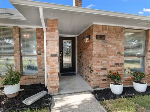 1609 Ginger Dr, Carrollton, TX 75007