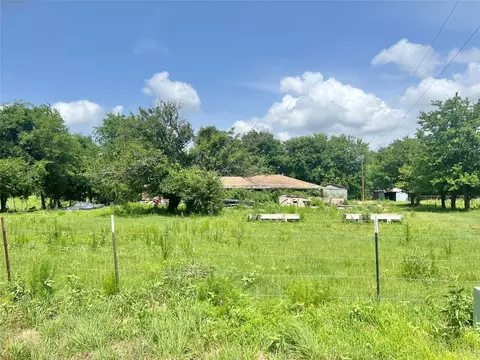 00 Cr 1660, Mount Pleasant, TX 75455