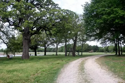 12244 County Road 2290, Blooming Grove, TX 76626