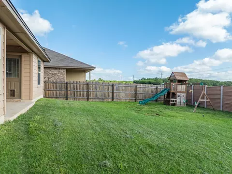 Exterior - 3228 Skinner Dr, Lorena, TX 76655 photo 5 of 6