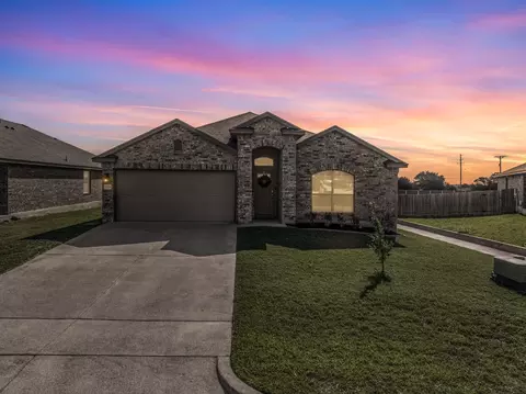 Exterior - 3228 Skinner Dr, Lorena, TX 76655 photo 6 of 6