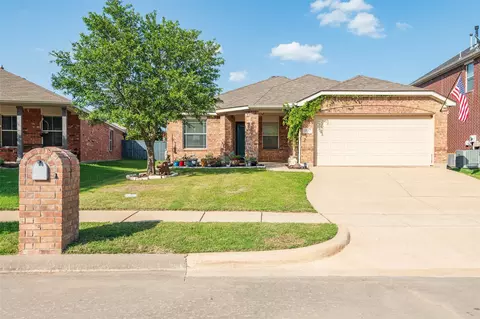 1517 Asbury Dr, Van Alstyne, TX 75495